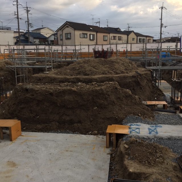 基礎工事中です